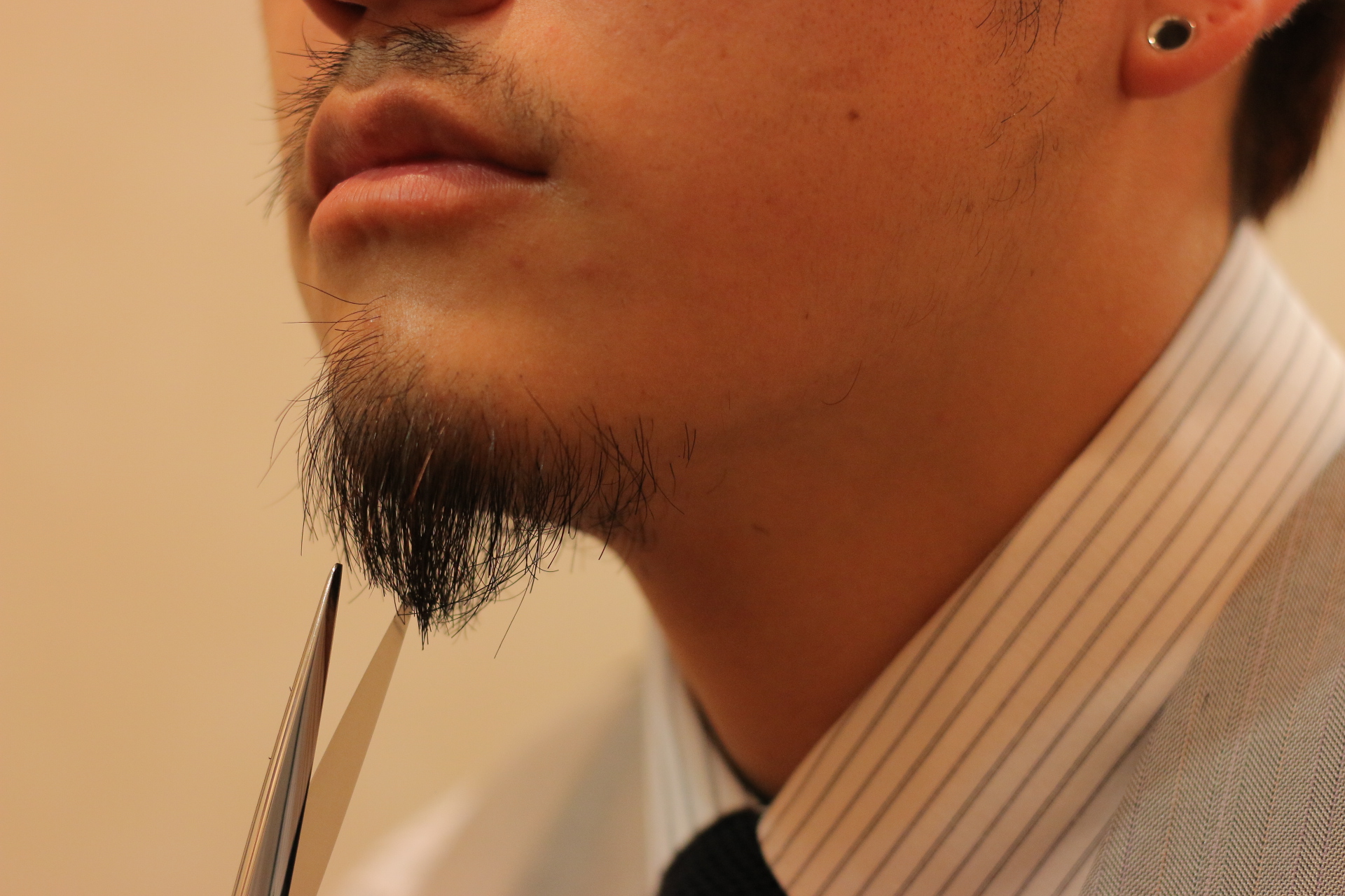 けっこう髭が伸びてきたので整えてみた 理容師が教える髭の整え方 Barber Miura 三浦正弘オフィシャルサイト