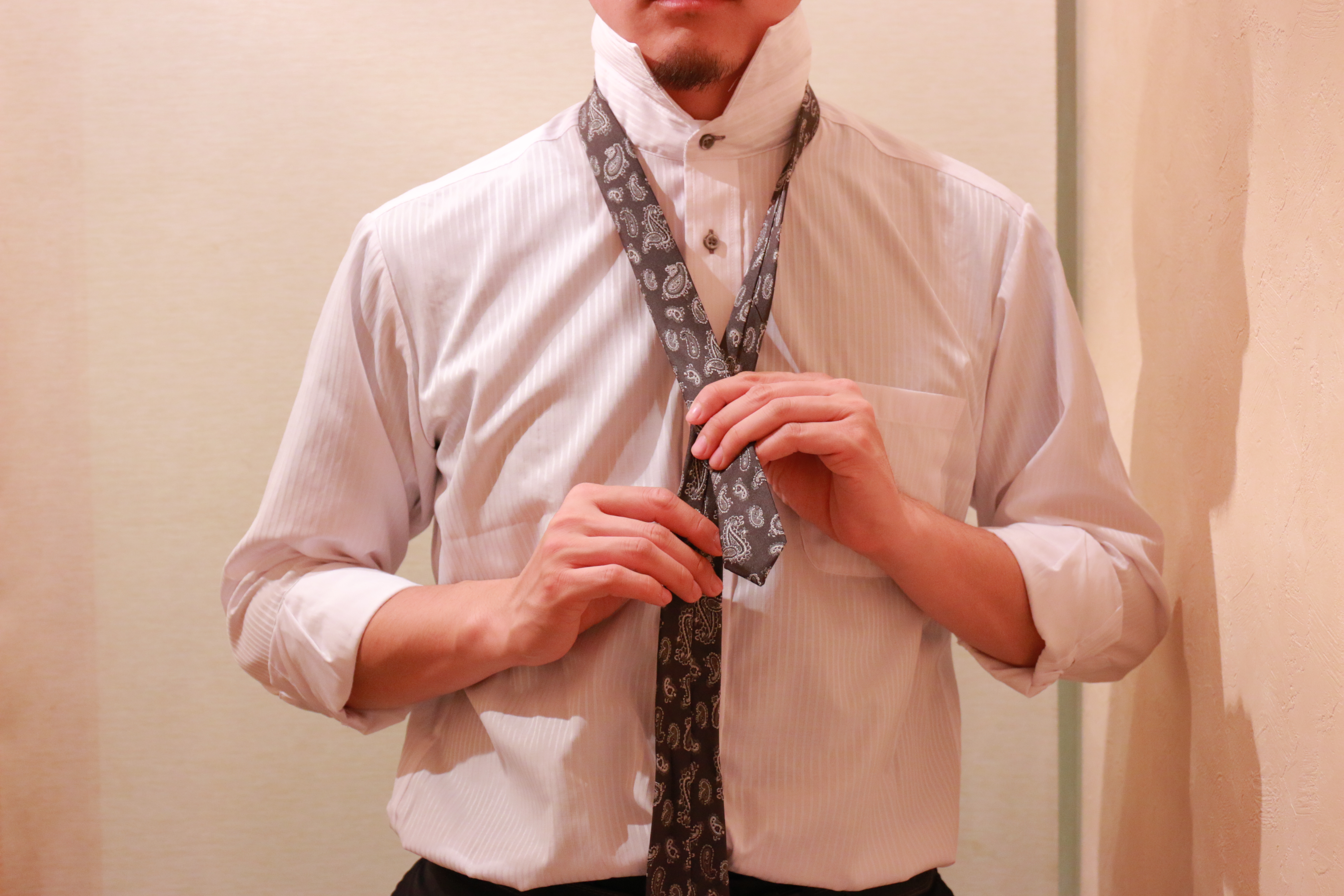 ネクタイの結び方